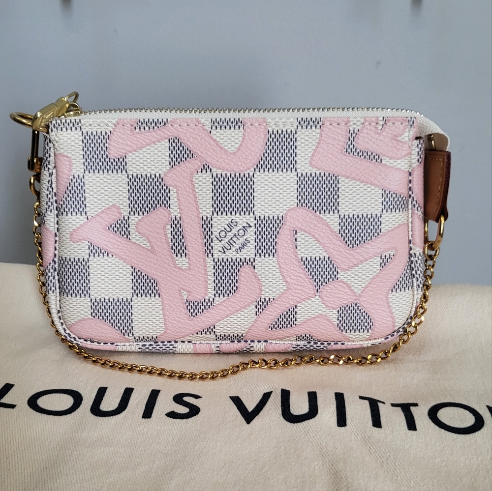 Louis Vuitton Pochette Accessoires Limited Edition- Damier Tahitienne